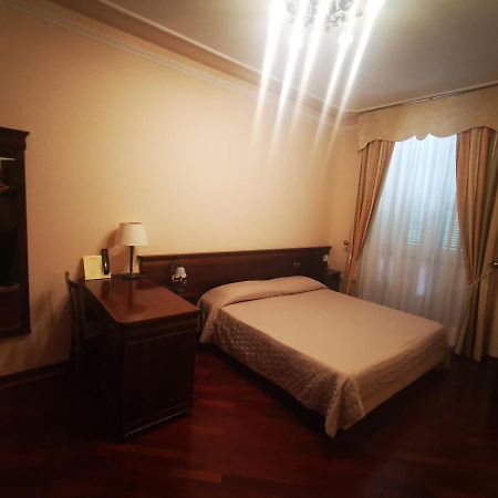 Hotel Villa Verdefiore Appignano  Экстерьер фото